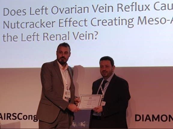 Dr David Beckett accepts 2nd Prize at PAIRS in March 2019 for his pelvic congestion research at The Whiteley Clinic