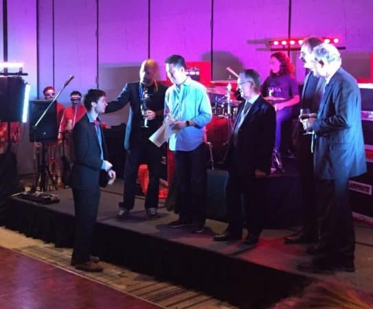 Harry Ashpitel being presented 3rd Prize for his research at The American College of Phlebology Nov 2016